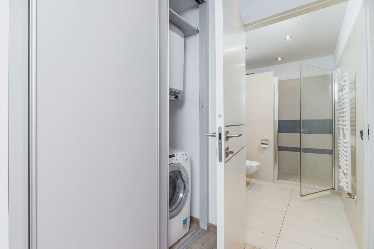 Apartments Cracow Miodowa By Renters Krakov Exteriér fotografie